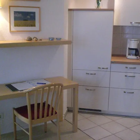 Having 353 * Зеллин